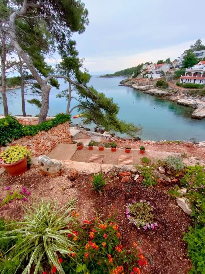 Apartments By The Sea Basina, Hvar - 542 Vrbanj Εξωτερικό φωτογραφία